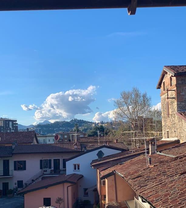 Intero Alloggio: Frida'S Apartment Bergamo Eksteriør bilde
